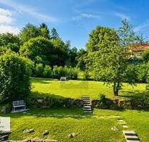 EXKLUSIVES WOHNEN IM GRÜNEN - 1.250.000,00&nbsp;EUR Kaufpreis, ca.&nbsp; 250,00&nbsp;m&sup2;&nbsp;Wohnfl&auml;che in Beilstein (PLZ: 71717)
