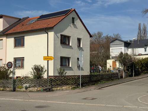 Foto - Haus zum Kaufen in Sindelfingen 729.000,00 € 98 m²