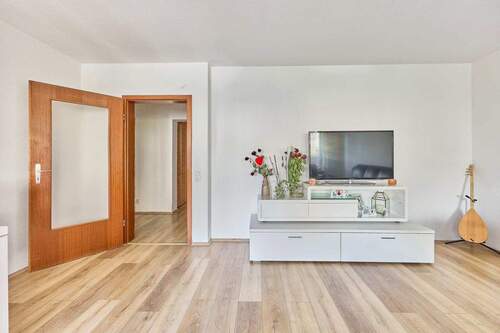 Wohnzimmer - Komfortable Erdgeschosswohnung in ruhiger Lage von Schwetzingen!