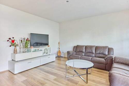 Wohnzimmer - 3 Zimmer Etagenwohnung in Schwetzingen