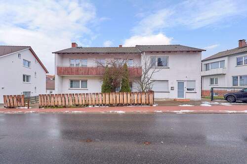 Aussen_Haus-Ansicht Str m - 1 Zimmer Mehrfamilienhaus, Wohnhaus zum Kaufen in Erbach