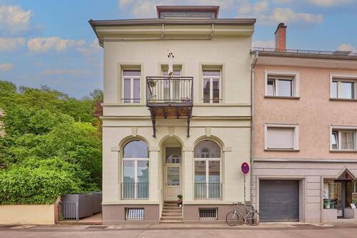 Haus außen - 2 Zimmer Etagenwohnung zum Kaufen in Heidelberg