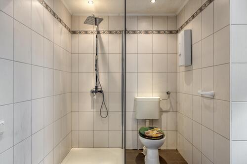 Modernisiertes Tageslichtbad EG - 