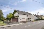 Strassenansicht von links - Einfamilienhaus mit 180,00 m&sup2; in Girod zum Kaufen
