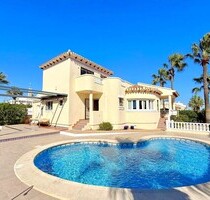 Haus in Villamartin, Alicante - 590.000,00&nbsp;EUR Kaufpreis, ca.&nbsp; 505,00&nbsp;m&sup2; in Villamartin (PLZ: )