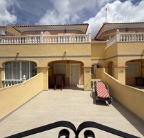 Stadthaus in Villamartin, Alicante