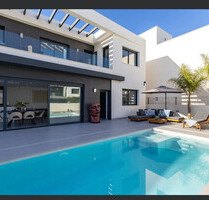 Haus in Algorfa, Alicante - 550.000,00&nbsp;EUR Kaufpreis, ca.&nbsp; 220,00&nbsp;m&sup2; in Algorfa (PLZ: )