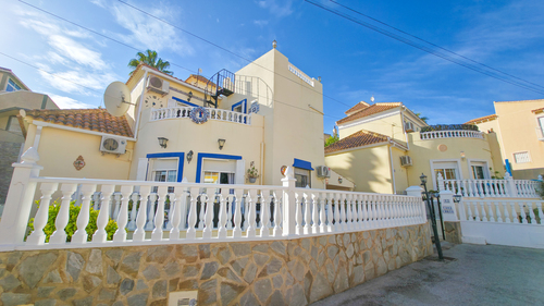 Foto - Haus in Villamartin, Alicante - 269.995,00&nbsp;EUR Kaufpreis, ca.&nbsp; 221,00&nbsp;m&sup2;