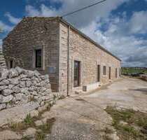 Bauernhof in Ragusa, Ragusa - 280.000,00 EUR Kaufpreis, ca. 1.200,00 m² in Ragusa (PLZ: ) Bauernhof in Ragusa, Ragusa - 280.000,00 EUR Kaufpreis, ca. 1.200,00 m² in Ragusa (PLZ: )