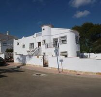 Haus in Villamartin, Alicante - 449.000,00&nbsp;EUR Kaufpreis, ca.&nbsp; 300,00&nbsp;m&sup2; in Villamartin (PLZ: )