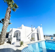 Haus in Villamartin, Alicante - 390.000,00&nbsp;EUR Kaufpreis, ca.&nbsp; 404,00&nbsp;m&sup2; in Villamartin (PLZ: )