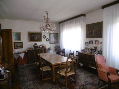 Foto - Einfamilienhaus in Reggio nell'Emilia zum Kaufen