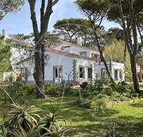 Haus in Sintra, Lisbon - 1.995.000,00&nbsp;EUR Kaufpreis, ca.&nbsp; 2.341,00&nbsp;m&sup2; in Sintra (PLZ: )