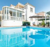Haus in Villamartin, Alicante - 399.000,00&nbsp;EUR Kaufpreis, ca.&nbsp; 269,00&nbsp;m&sup2; in Villamartin (PLZ: )