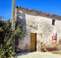 Stadthaus in Loule, Faro - 59.000,00 EUR Kaufpreis, ca. 75,00 m² in Loule (PLZ: ) Stadthaus in Loule, Faro - 59.000,00 EUR Kaufpreis, ca. 75,00 m² in Loule (PLZ: )