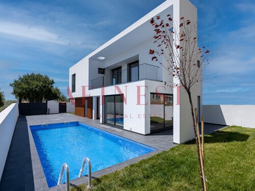 Foto - Haus in Carcavelos, Lisbon - 1.130.000,00&nbsp;EUR Kaufpreis, ca.&nbsp; 345,00&nbsp;m&sup2;
