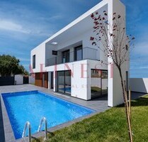 Haus in Carcavelos, Lisbon - 1.130.000,00&nbsp;EUR Kaufpreis, ca.&nbsp; 345,00&nbsp;m&sup2; in Carcavelos (PLZ: )