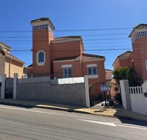 Haus in Villamartin, Alicante - 329.995,00&nbsp;EUR Kaufpreis, ca.&nbsp; 300,00&nbsp;m&sup2; in Villamartin (PLZ: )