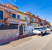 Stadthaus in Torrevieja, Alicante