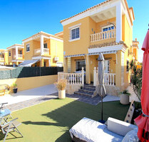 Haus in Guardamar Del Segura, Alicante