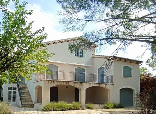 Foto - Haus in Pertuis, Vaucluse - 400.000,00&nbsp;EUR Kaufpreis, ca.&nbsp; 300,00&nbsp;m&sup2;