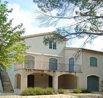 Haus in Pertuis, Vaucluse - 400.000,00&nbsp;EUR Kaufpreis, ca.&nbsp; 300,00&nbsp;m&sup2; in Pertuis (PLZ: )