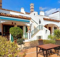 Stadthaus in Villamartin, Alicante