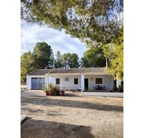 Landhaus in Yecla, Murcia - 210.000,00&nbsp;EUR Kaufpreis, ca.&nbsp; 65.000,00&nbsp;m&sup2; in Yecla (PLZ: )