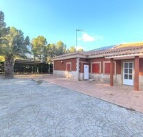 Haus in Yecla, Murcia - 480.000,00&nbsp;EUR Kaufpreis, ca.&nbsp; 7.482,00&nbsp;m&sup2; in Yecla (PLZ: )