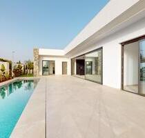Haus in Los Alcazares, Murcia - 739.900,00&nbsp;EUR Kaufpreis, ca.&nbsp; 350,00&nbsp;m&sup2; in Los Alcazares (PLZ: )