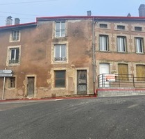 Haus in Pouilly-sur-Meuse, Meuse