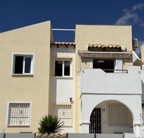 Penthouse in Villamartin, Alicante