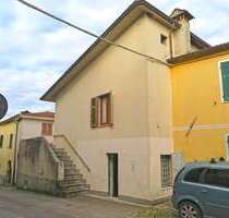 Haus in Aulla, Massa and Carrara