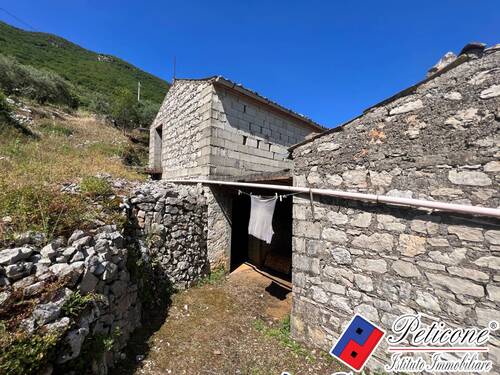 Foto - Haus in Vallecorsa, Frosinone - 35.000,00&nbsp;EUR Kaufpreis, ca.&nbsp; 7.200,00&nbsp;m&sup2;