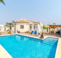 Haus in Playa Flamenca, Alicante