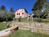 Foto - Haus in Lucca, Lucca - 550.000,00&nbsp;EUR Kaufpreis, ca.&nbsp; 8.000,00&nbsp;m&sup2;