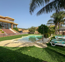 Haus in Loja, Granada - 1.100.000,00&nbsp;EUR Kaufpreis, ca.&nbsp; 2.232,00&nbsp;m&sup2; in Loja (PLZ: )