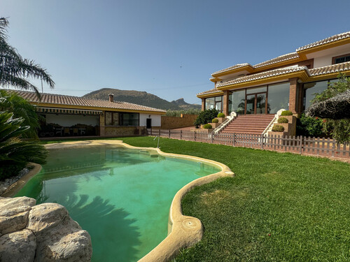 Foto - 4 Zimmer Einfamilienhaus in Loja