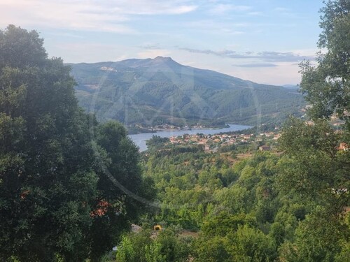 Foto - Grundstück zum Kaufen in Ribeira de Pena
