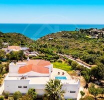 Haus in Carvoeiro, Faro - 1.500.000,00&nbsp;EUR Kaufpreis, ca.&nbsp; 2.530,00&nbsp;m&sup2; in Carvoeiro (PLZ: )