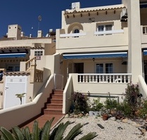 Stadthaus in Villamartin, Alicante