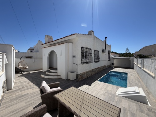 Foto - Haus in Villamartin, Alicante - 249.000,00&nbsp;EUR Kaufpreis, ca.&nbsp; 200,00&nbsp;m&sup2;
