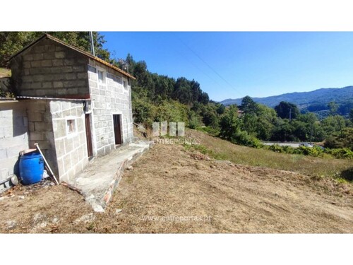 Foto - Landhaus in Baiao, Porto - 55.000,00&nbsp;EUR Kaufpreis, ca.&nbsp; 7.650,00&nbsp;m&sup2;