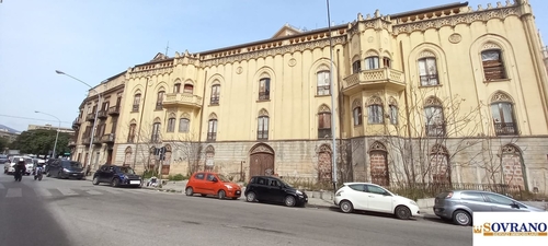 Foto - 8 Zimmer Etagenwohnung in Palermo