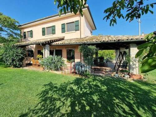 Foto - Landhaus in Colonnella, Teramo - 390.000,00&nbsp;EUR Kaufpreis,