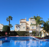 Stadthaus in Villamartin, Alicante