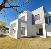 Haus in Benahavis, Malaga - 2.200.000,00&nbsp;EUR Kaufpreis, ca.&nbsp; 1.058,00&nbsp;m&sup2; in Benahavis (PLZ: )