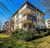 Wohnen am Tiefen See – 2-Zimmer-Wohnjuwel mit Balkon & Tiefgaragenstellplatz - Potsdam