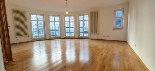 Wohnzimmer - Anlageobjekt mit 59,00 m&sup2; in Berlin zum Kaufen