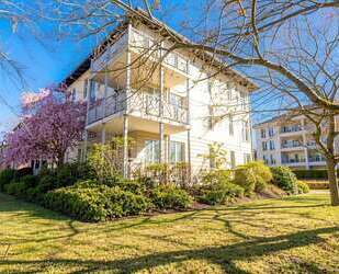 Wohnen am Tiefen See – 2-Zimmer-Wohnjuwel mit Balkon & Tiefgaragenstellplatz - Potsdam